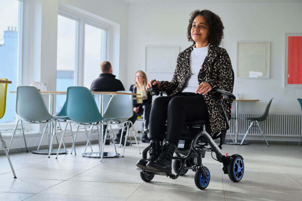 Q50 R Carbon Power Wheelchair - Image 7